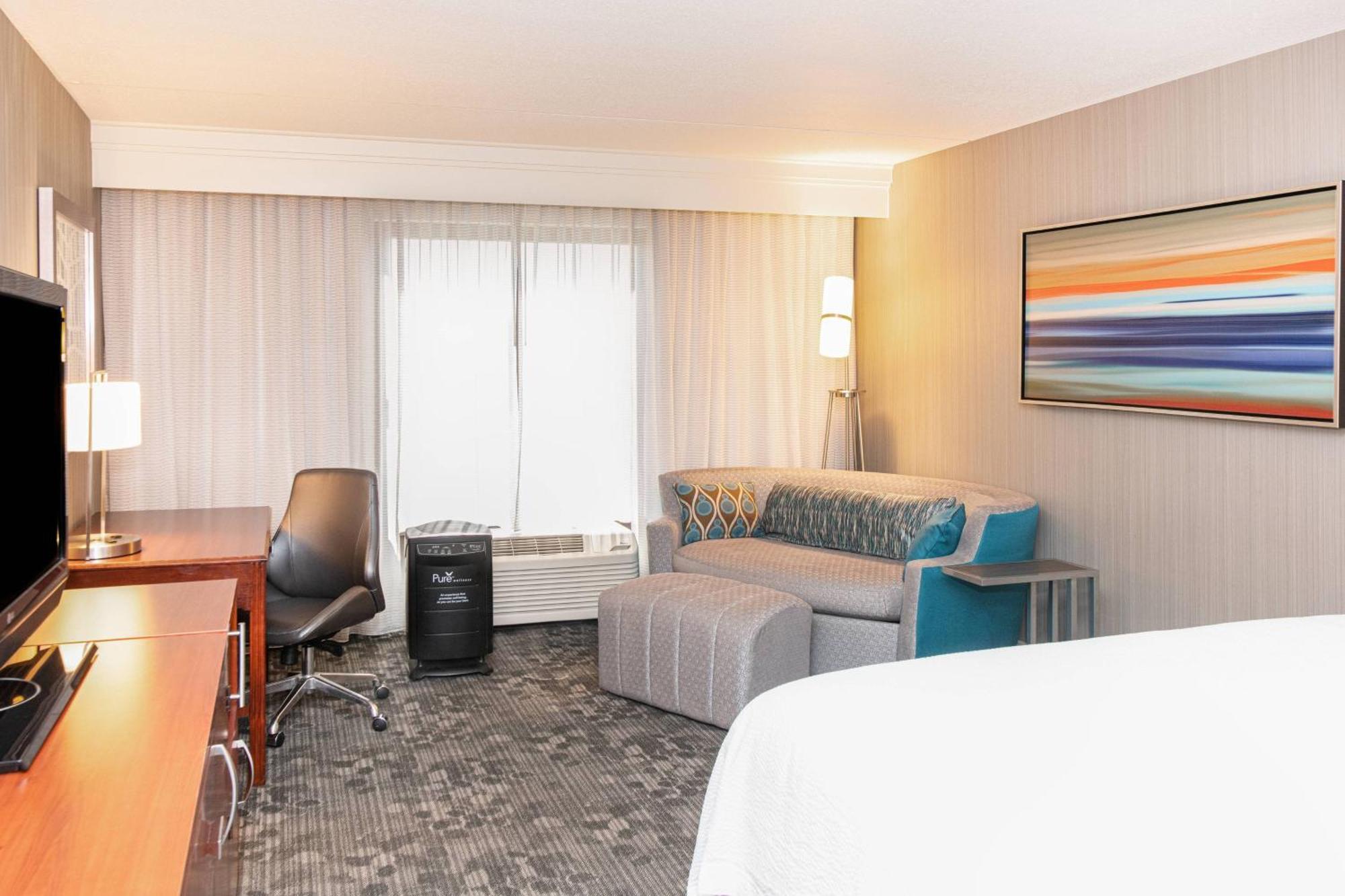 Hotel Courtyard By Marriott Bloomington